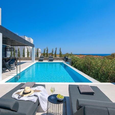 Astrea Villas Lakhania Luaran gambar