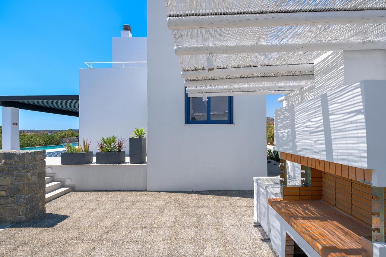 Astrea Villas Lakhania Luaran gambar