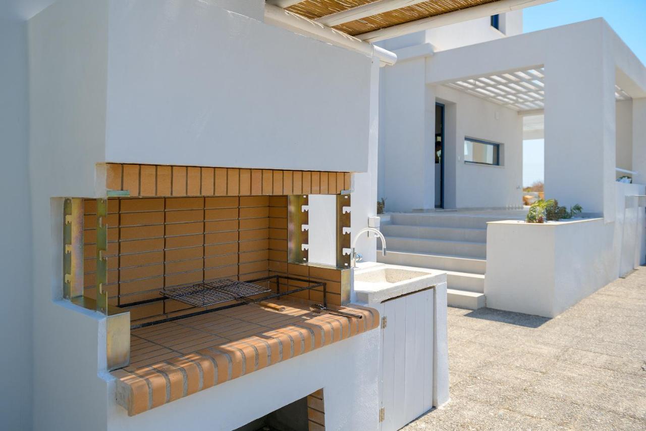 Astrea Villas Lakhania Luaran gambar