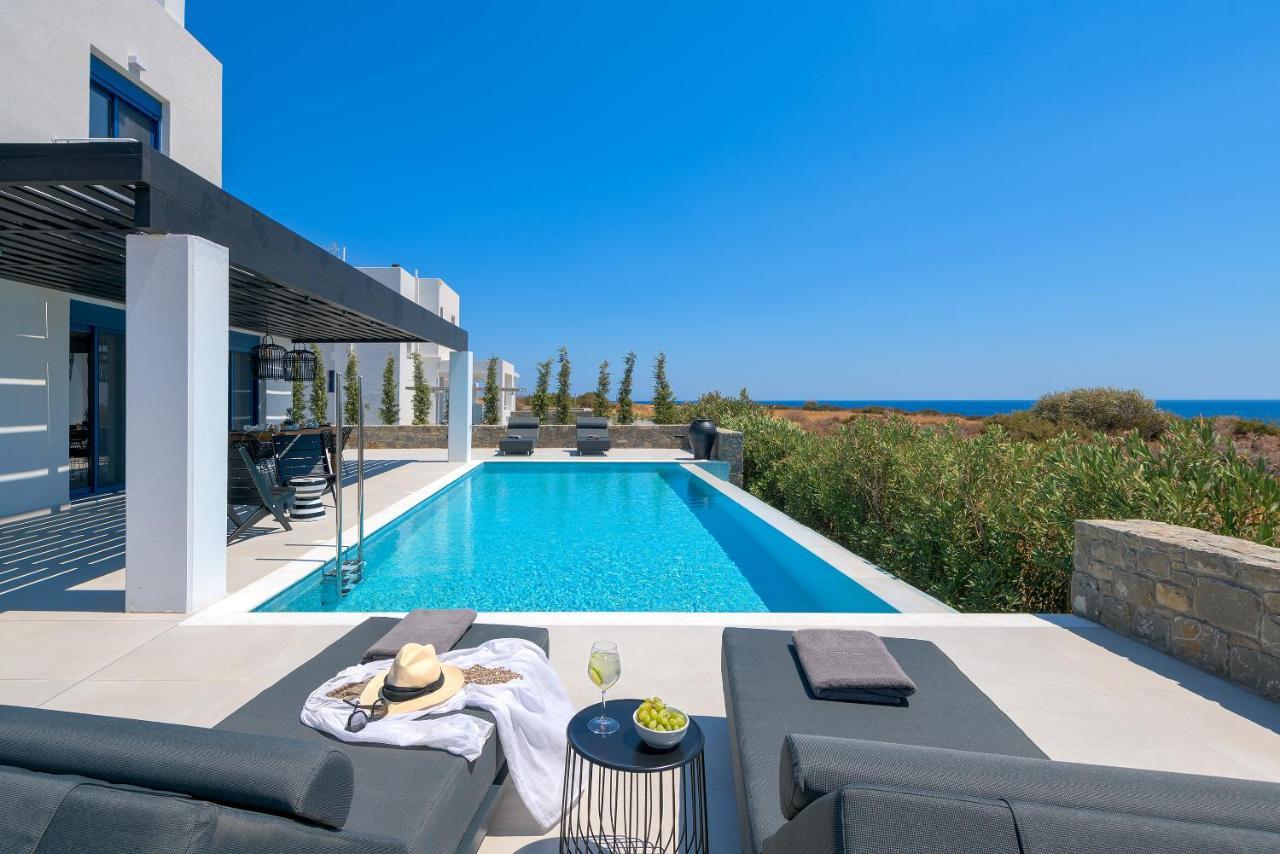 Astrea Villas Lakhania Luaran gambar