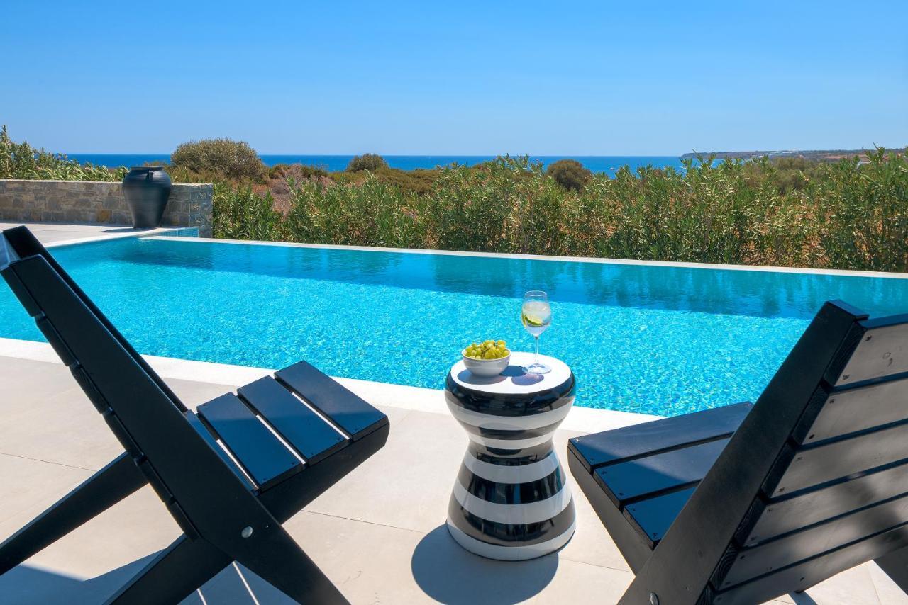 Astrea Villas Lakhania Luaran gambar