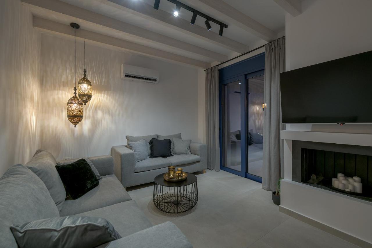 Astrea Villas Lakhania Luaran gambar